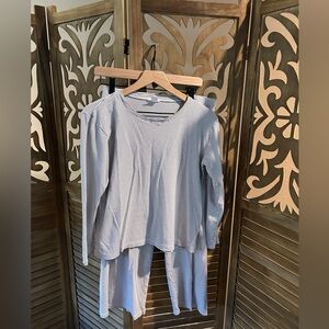 LAKE Two Piece Pajama Set. Blue/white striped. Size Large.